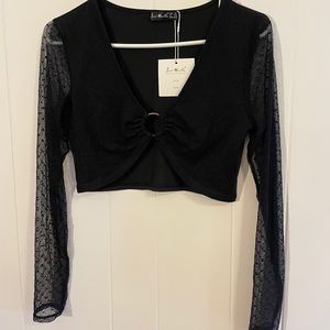 Black long sleeve crop